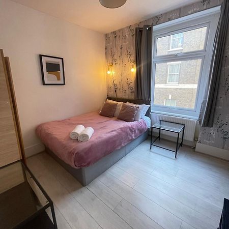 Lovely 2 Bed Flat 2 Floor Miles Londýn Exteriér fotografie
