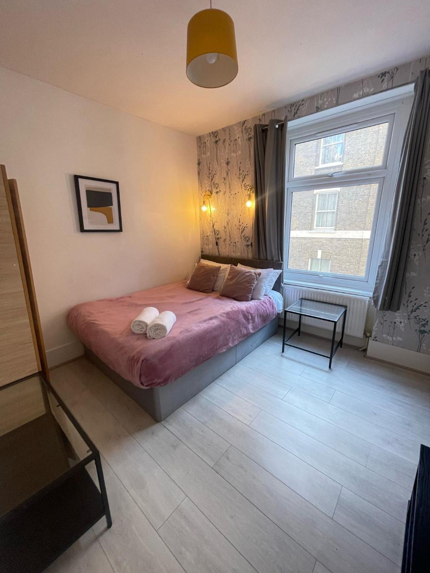 Lovely 2 Bed Flat 2 Floor Miles Londýn Exteriér fotografie